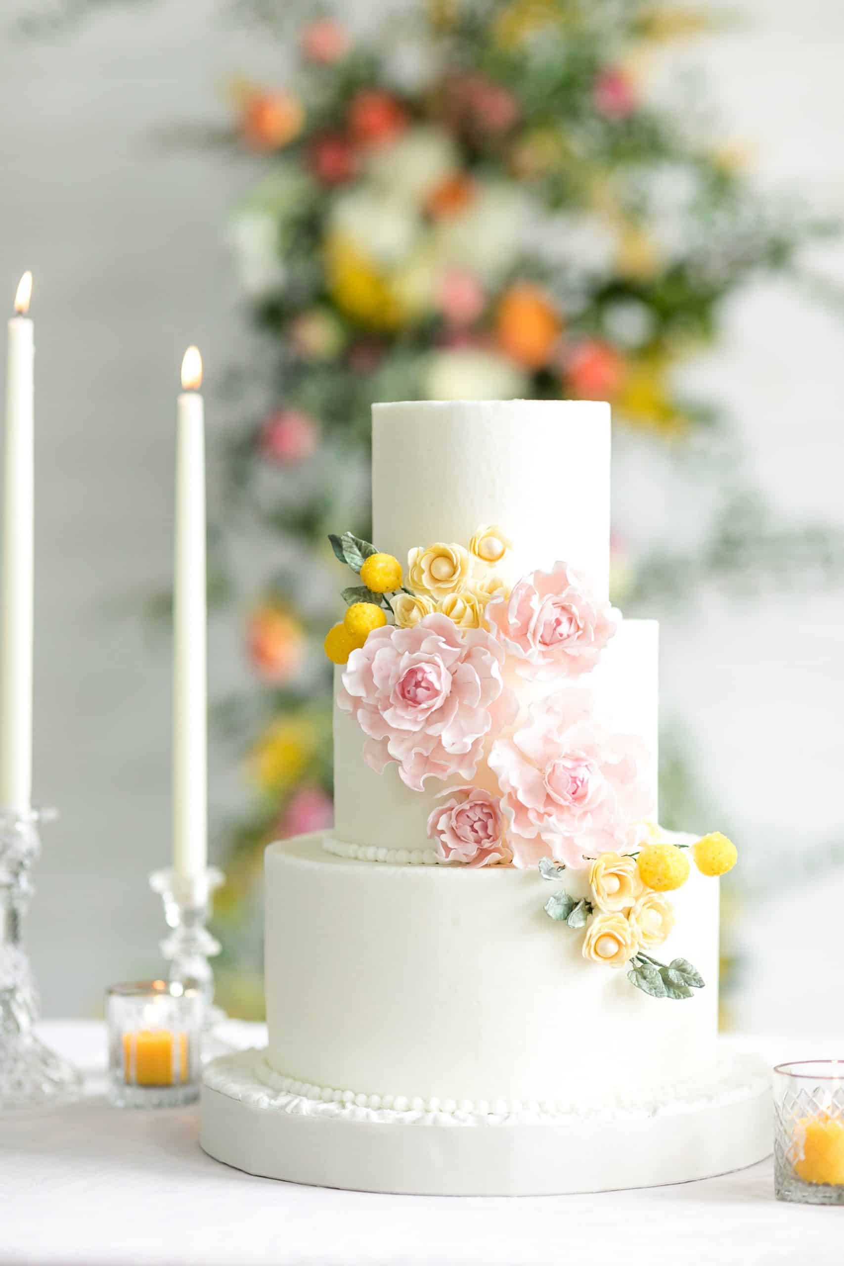 elegant flower wedding cake